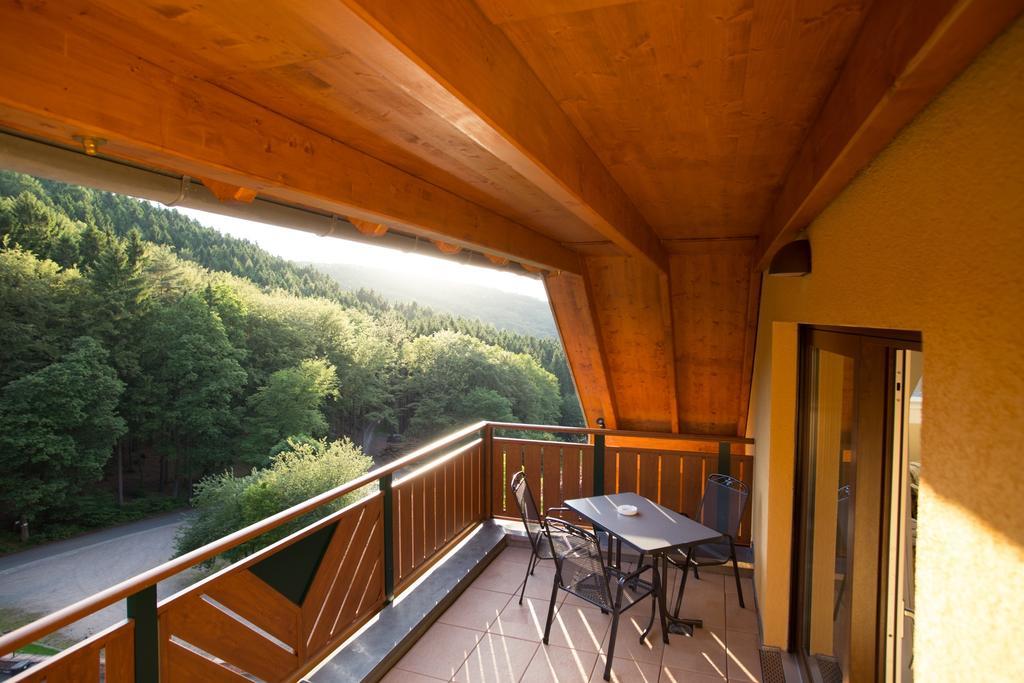 Wald-Hotel Heppe Dammbach Pokoj fotografie