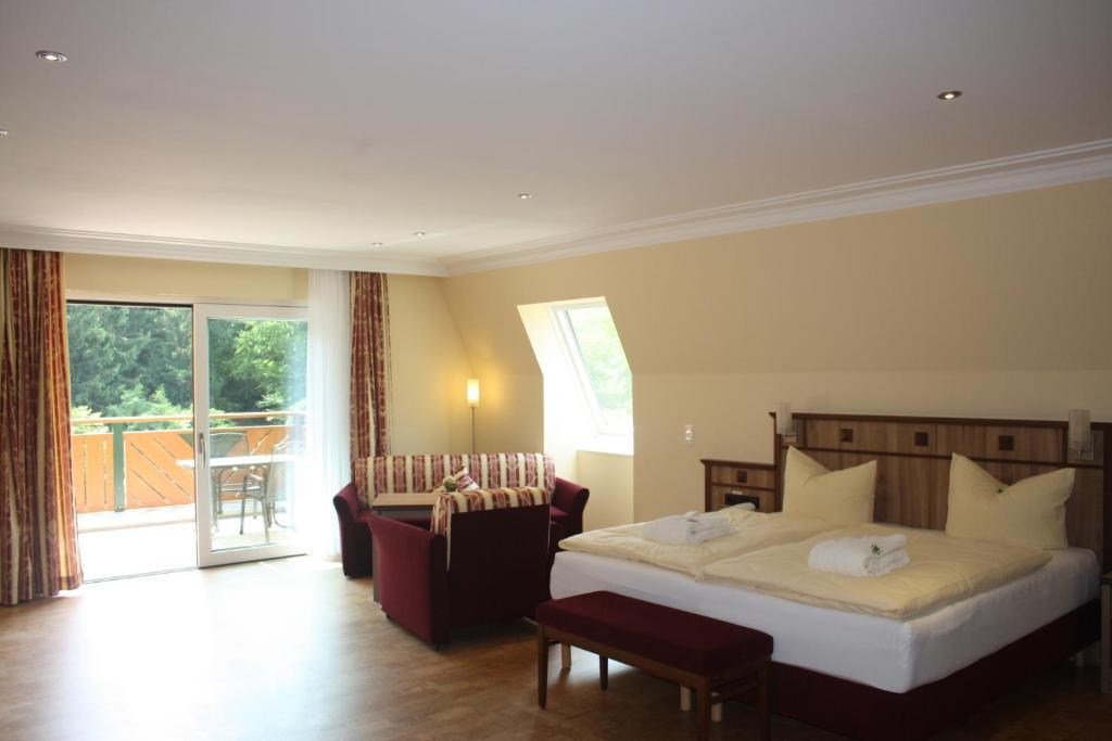 Wald-Hotel Heppe Dammbach Pokoj fotografie