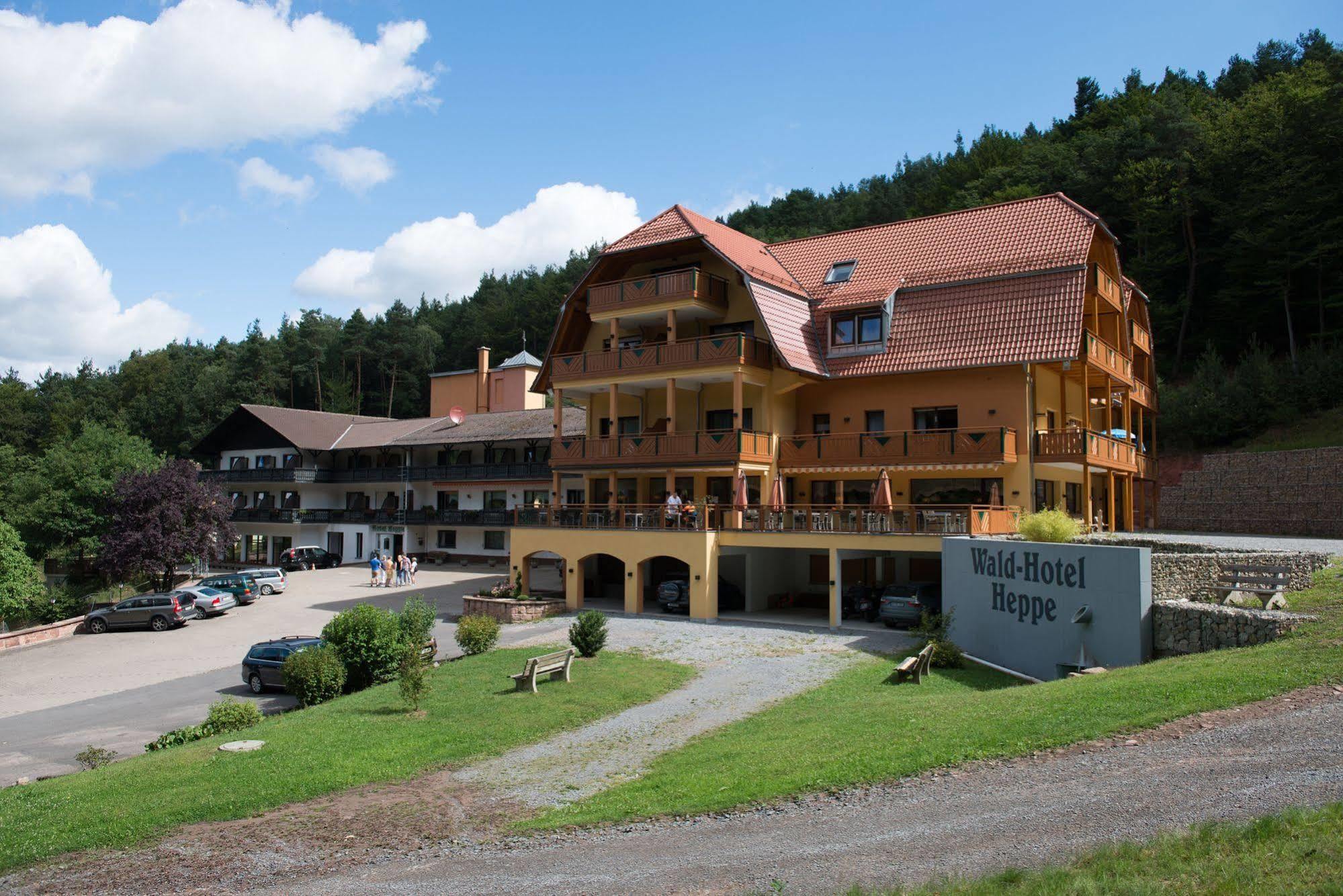 Wald-Hotel Heppe Dammbach Exteriér fotografie